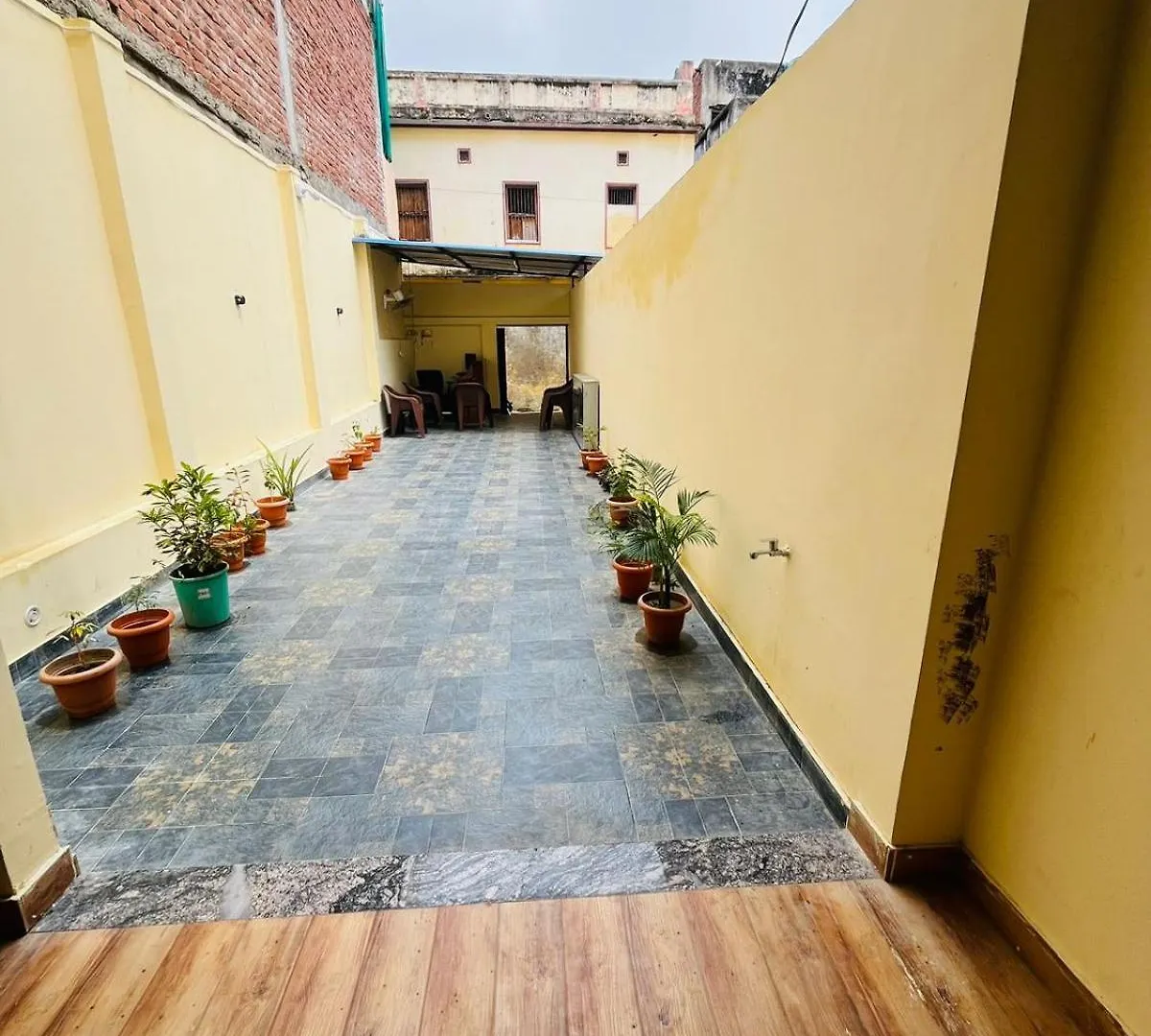 Shree P Guest House Kakarmatha